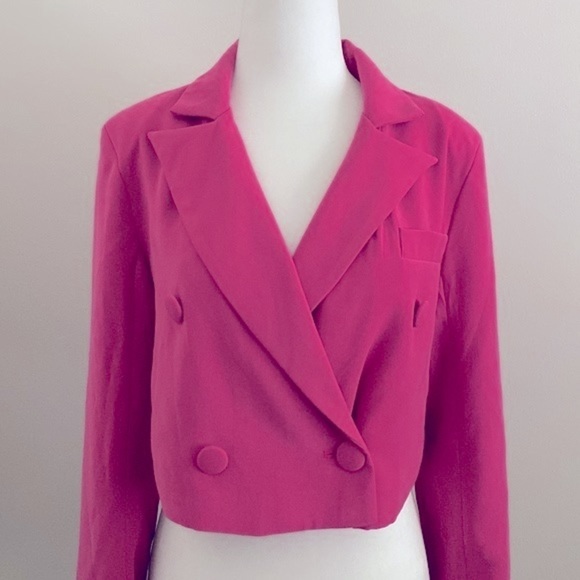 Lovers + friends fuschia crop blazer top - Picture 2 of 10